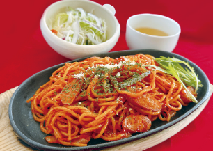 懐かしの鉄板ナポリタン